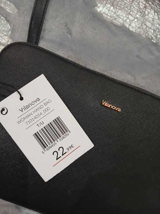 Malas a preta nova e a lilas uaada poucas vezes