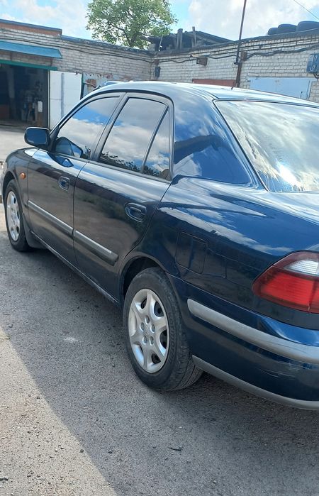 Продаж Mazda 626 седан