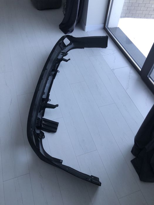 Губа заднього бампера Toyota Highlander 2014-2019