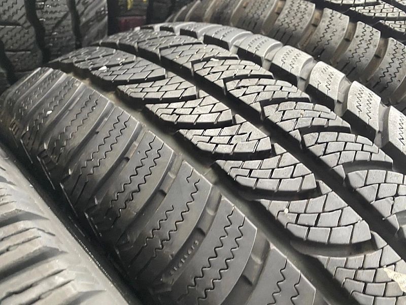 215/60r17C Continental VanWinter_8mm_4szt_(102)