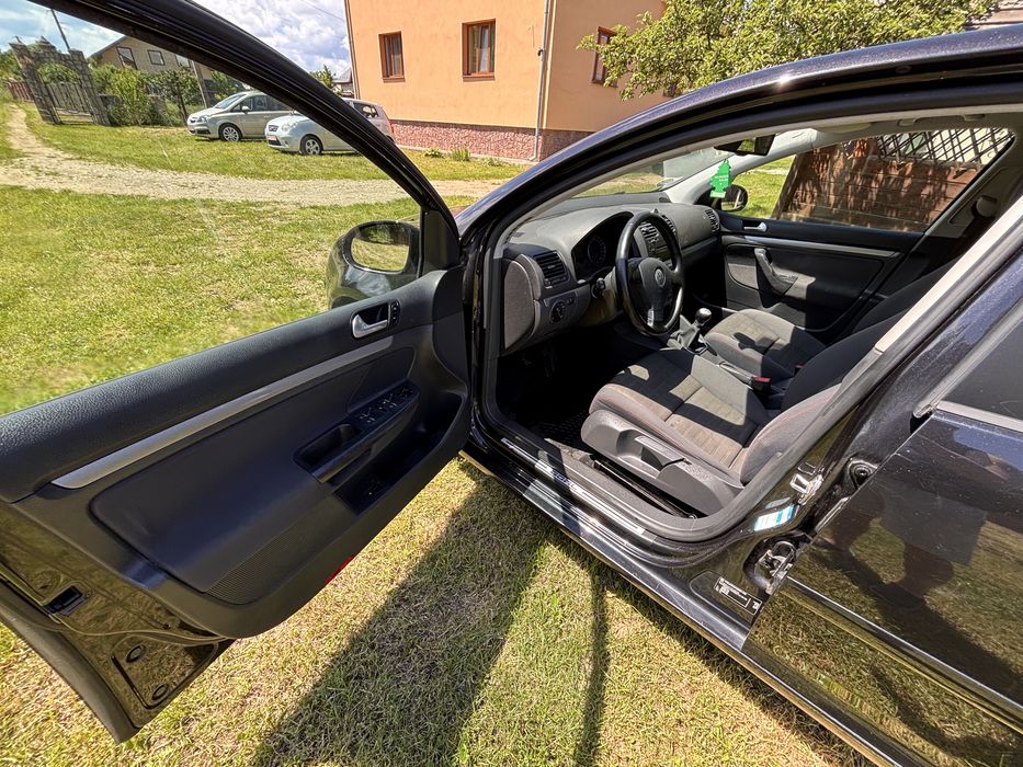 Golf 5 Обслужений