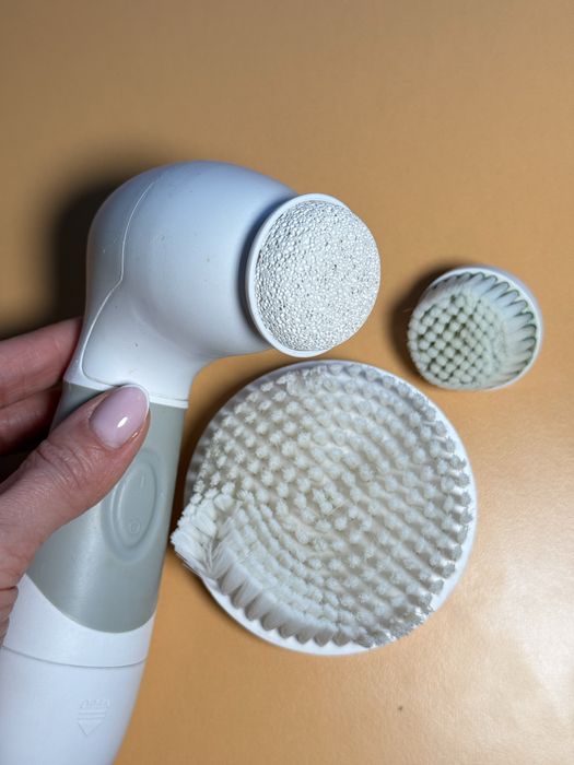 Масажер, щітка для обличчя, аппарат для чищення обличчя, браш