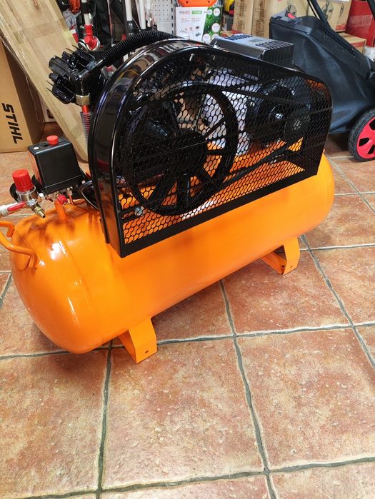 Компрессор Powercraft АС-10030 /100L/2х цил/ременной/пл.упаковка/219