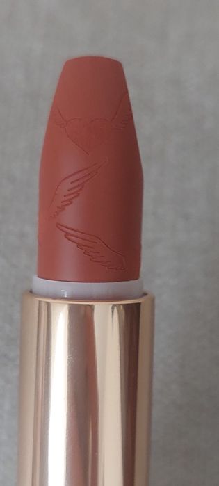 Charlotte Tilbury- pomadka