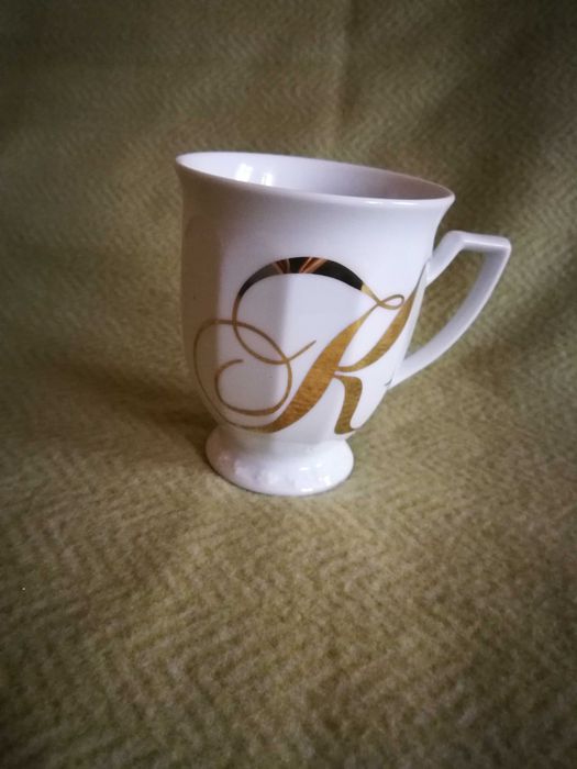 Kubek Rosenthal Maria Biała Alfabet złota litera R porcelana