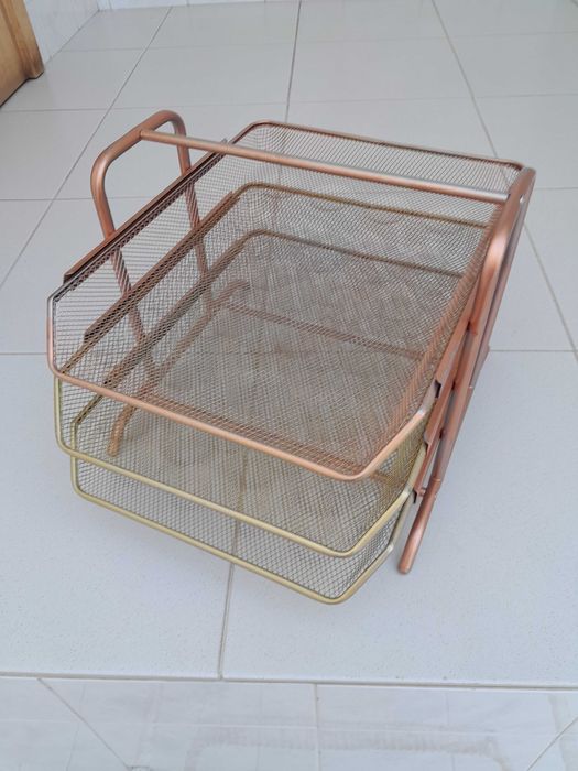 Arquivador de documentos para secretária