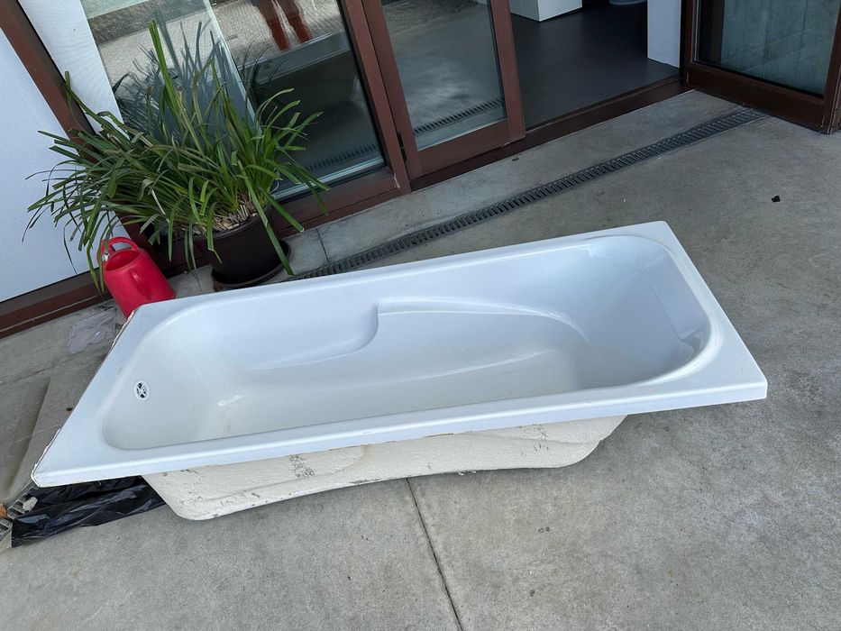 banheira para casa de banho, completamente nova