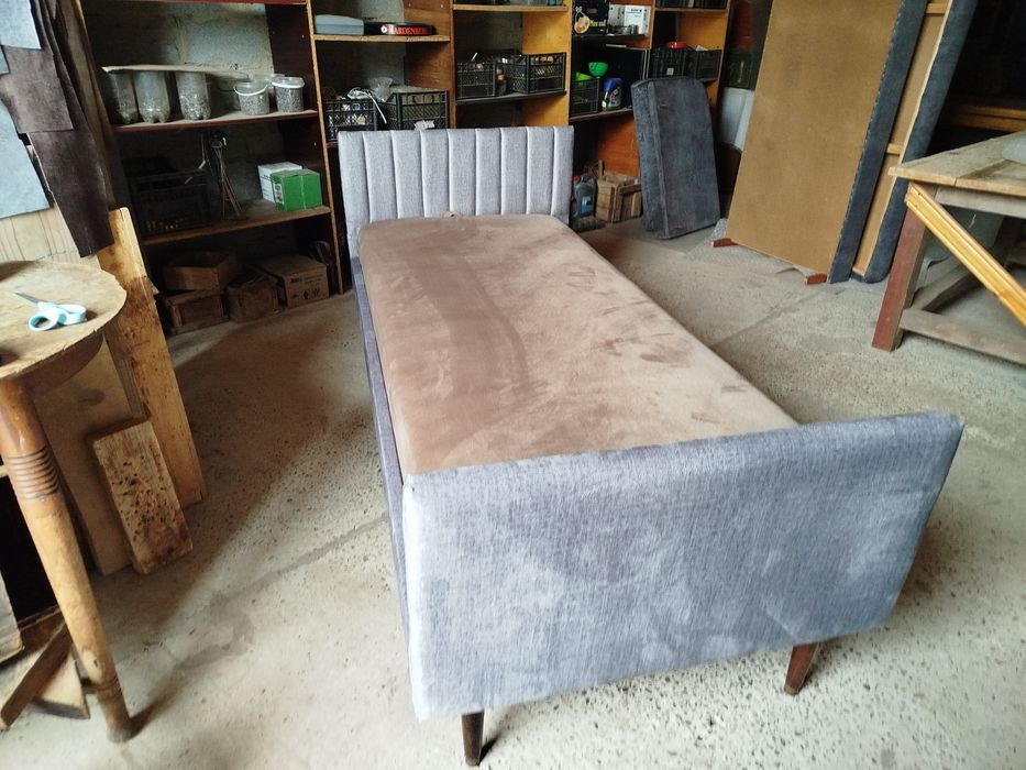 Продам односпальне ліжко