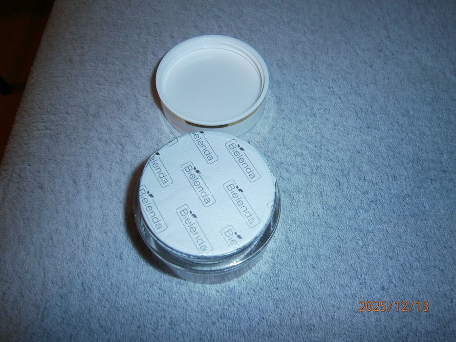 krem regenerujący przeciwzmarszczkowy 60+   -  na PREZENT