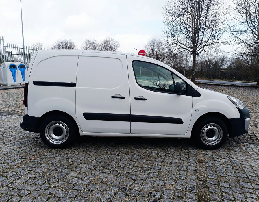 Citroen Berlingo1.6 hdi 3 lugares 2018 poucos km