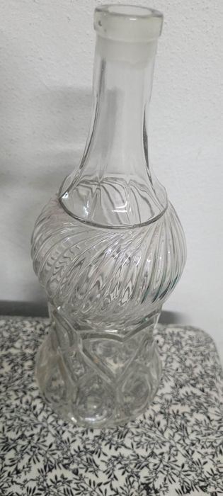 Garrafas de vidro antigas