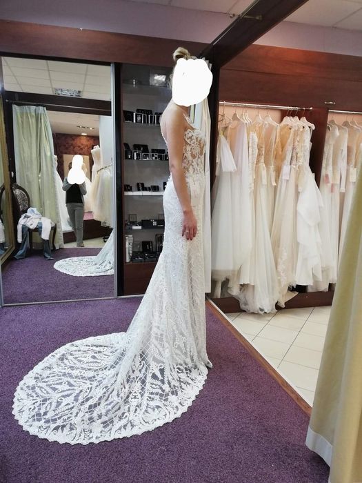 Piękna suknia ślubna