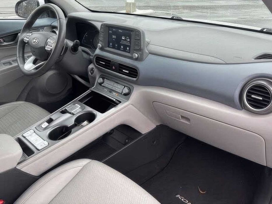 Hyundai Kona Electric Limited      2021