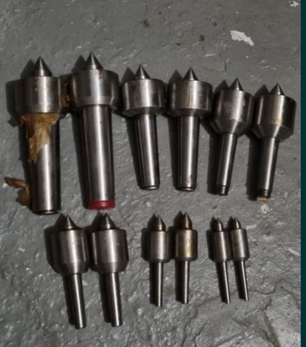 Центр вращения упорный втулка переходная 
Центр упорный км1.2.3.4.5 -