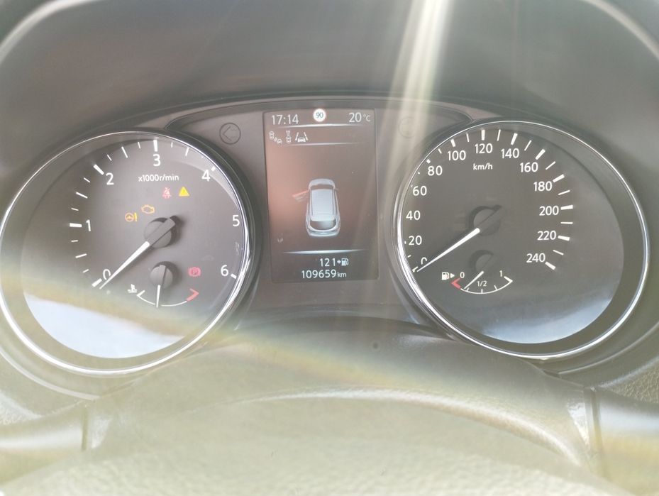 Nissan Qashqai — fotografia 8