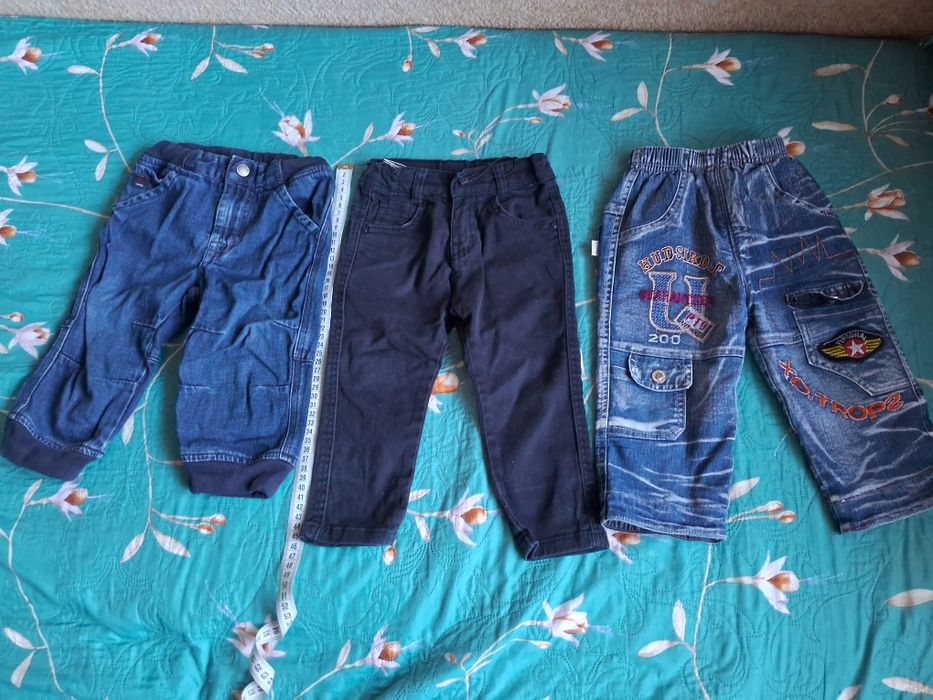 Дитячі речі для хлопчика.