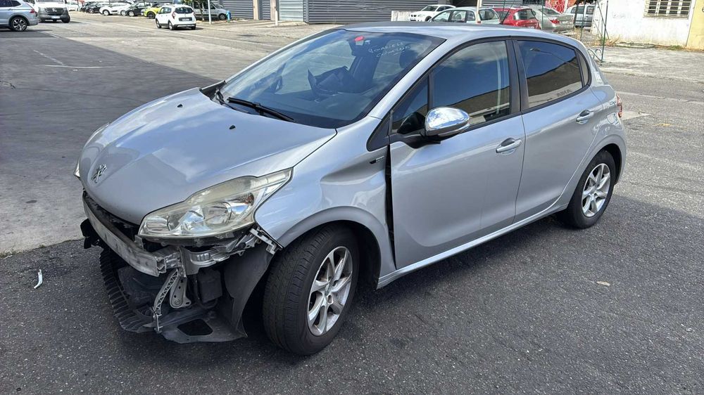 PEÇAS PEUGEOT 208 ANO 2014 1.2 VTI