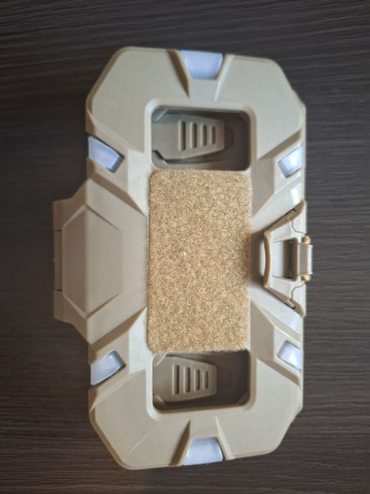 Kieszeń  a telefon tactical Phone holder