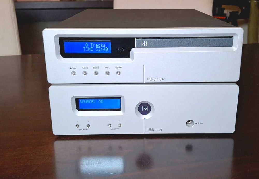 Amplificador e CD High-End Monrio 2x60Wats RMS New Old Stock