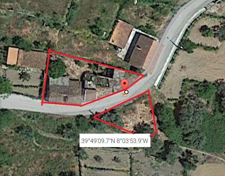 Sertã (Aldeia Fundeira da Ribeira) – Moradia e 4.170 m2