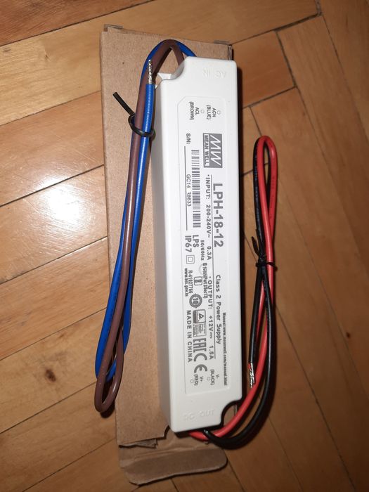 Блок драйвер 12В lph-18-12 mean well