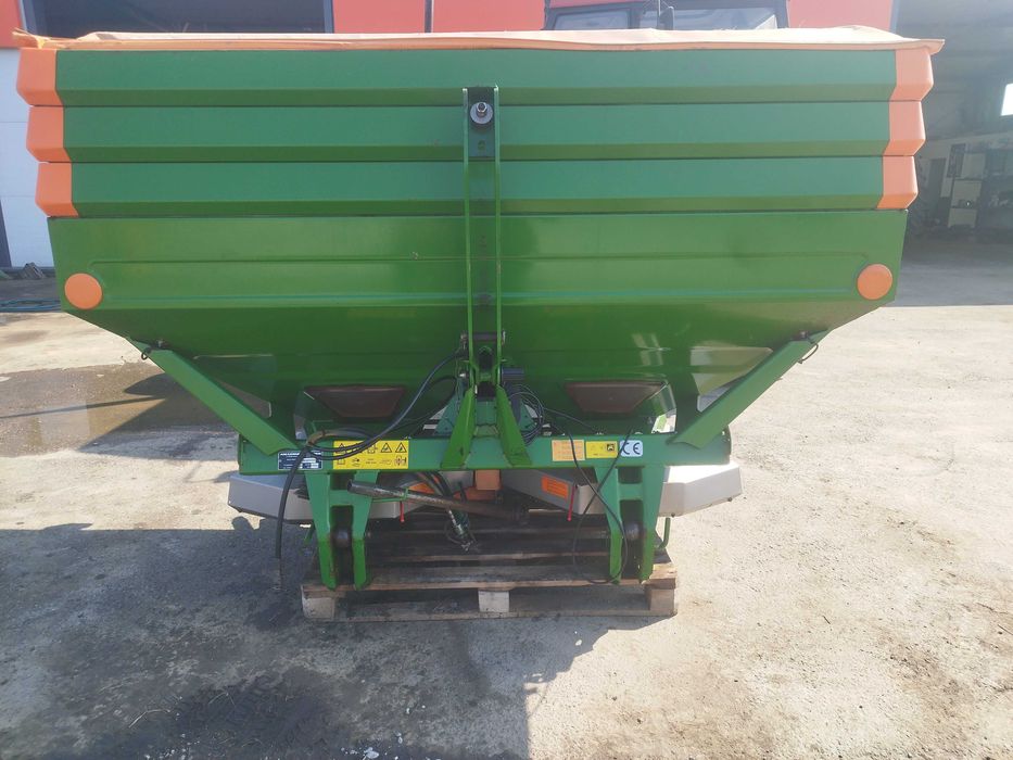 Rozsiewacz Amazone ZA-M 1500/3000L