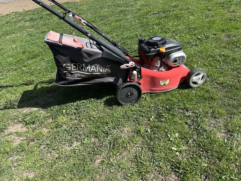 Газонокосарка GERMANIA самохідна
