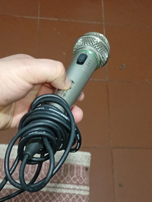 microfone k&k k-309 com fio bem funcional