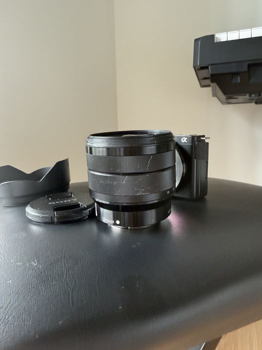 Camara Sony ZVE 10, lente 10-18mm f/4 sony