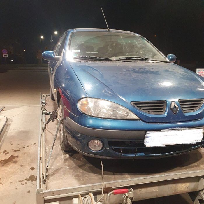 Renault Megane I po lift 1.6 16v benzyna niebieski MV408 na części