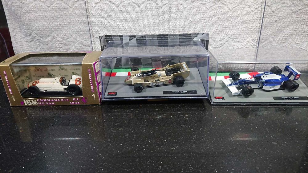 18 Miniaturas Formula 1 (Esc 1/43) - IXO / BRUMM / Minichamps / Burago