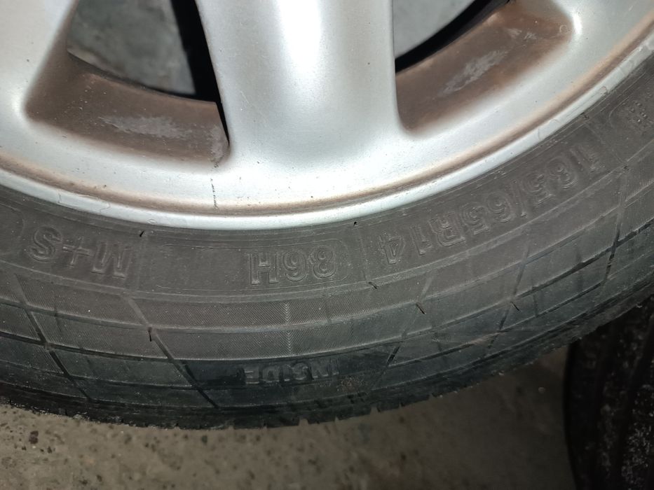 4 Koła Alufelgi opel astra  185/65 r14 letnie  dobry bierznik