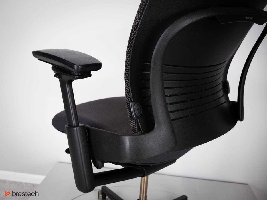 Fotel biurowy Steelcase Leap V2 Outlet DARMOWA DOSTAWA