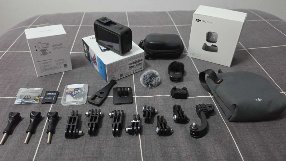 Câmera DJI Osmo Action 4 + microfone DJI Mini