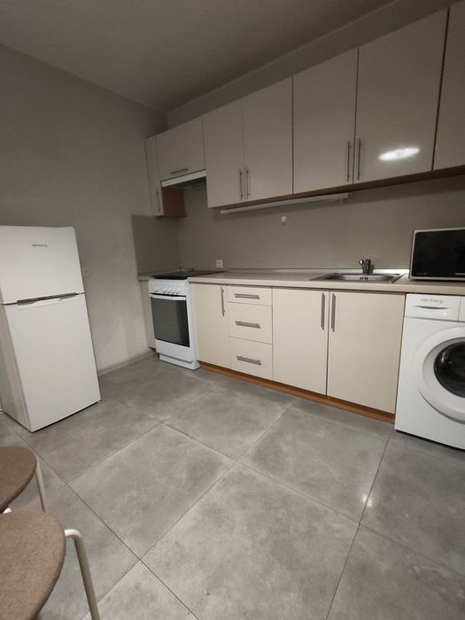 Здається в оренду 2 кімнатна квартира