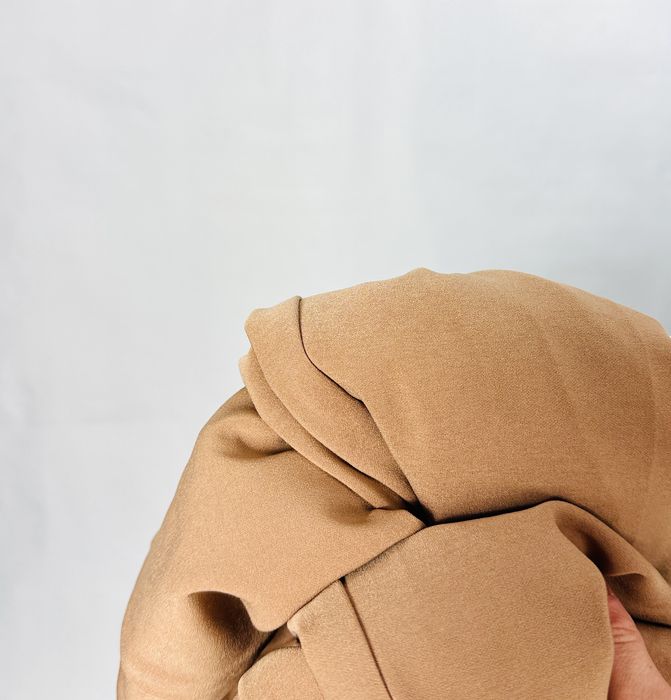 Beżowe spodnie z wysokim stanem M 38