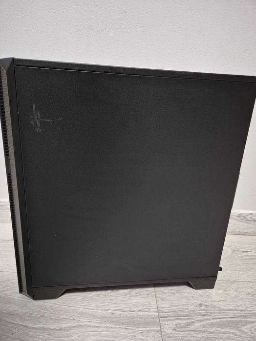 mATX корпус Modecom (GAMEMAX Silent Hill) з шумкою. 120mm FAN