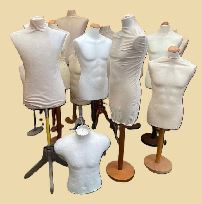 manequins antigos, com base, tamanhos diferentes