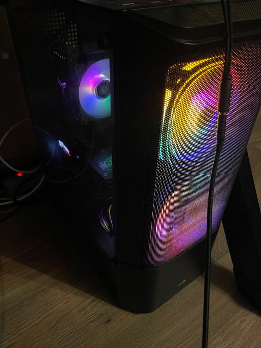 Игровой ПК GTX 1080 Ti 11GB / Xeon E5-2670 v3 / 16GB / SSD + HDD, есть нюанс