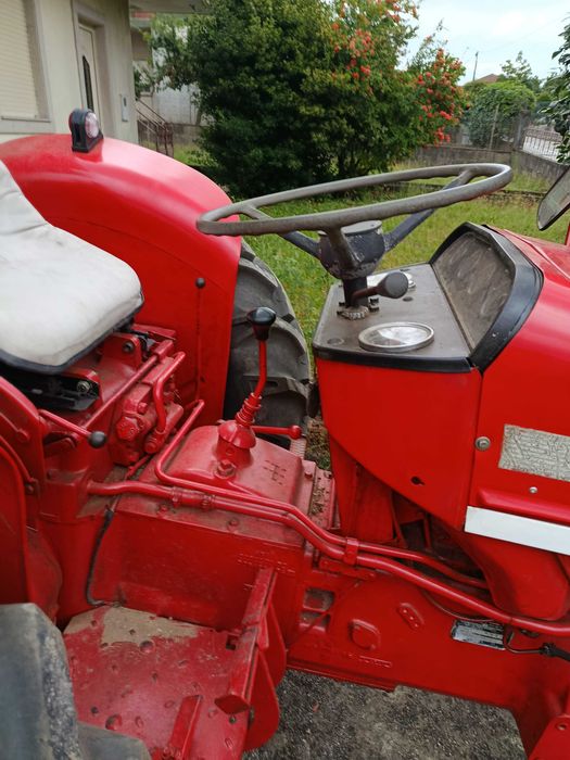Trator case internacional