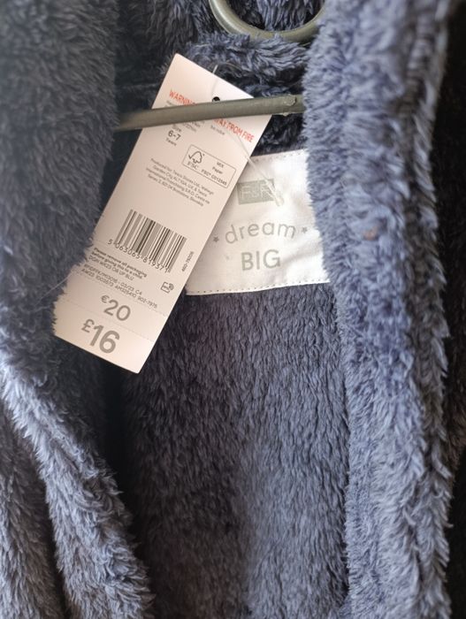 Продам халат детский