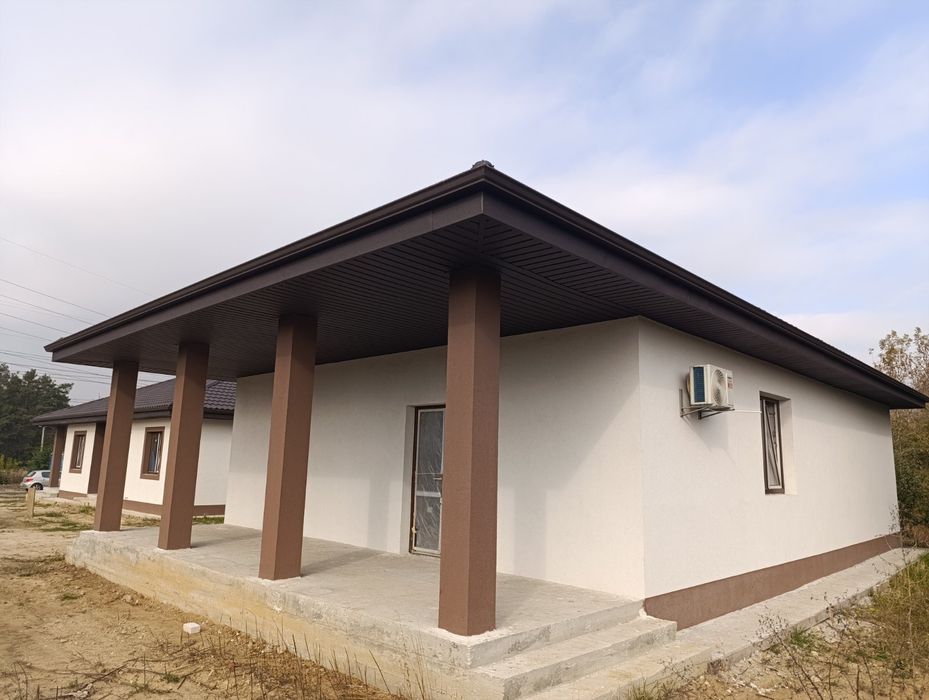 Єоселя!!Продаж сучасних будинкі 90 м2 в с.Крюківщина.