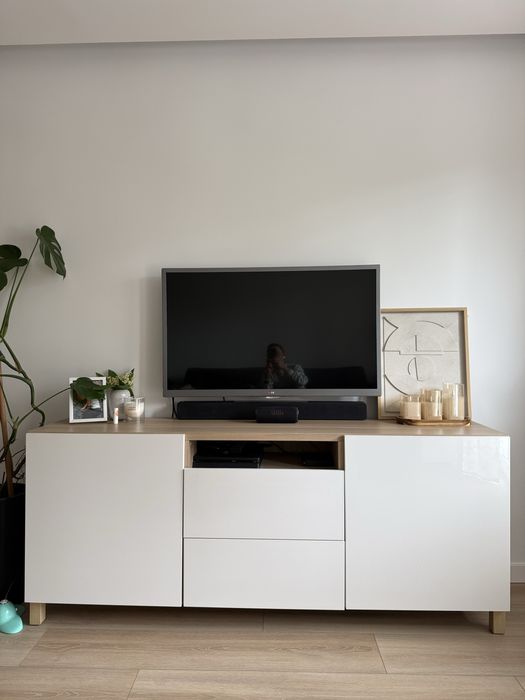 Komoda Ikea Besta