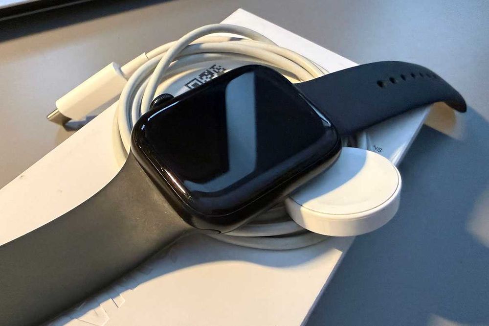 Apple Watch 9 | Cellular 45mm | stan b.dobry