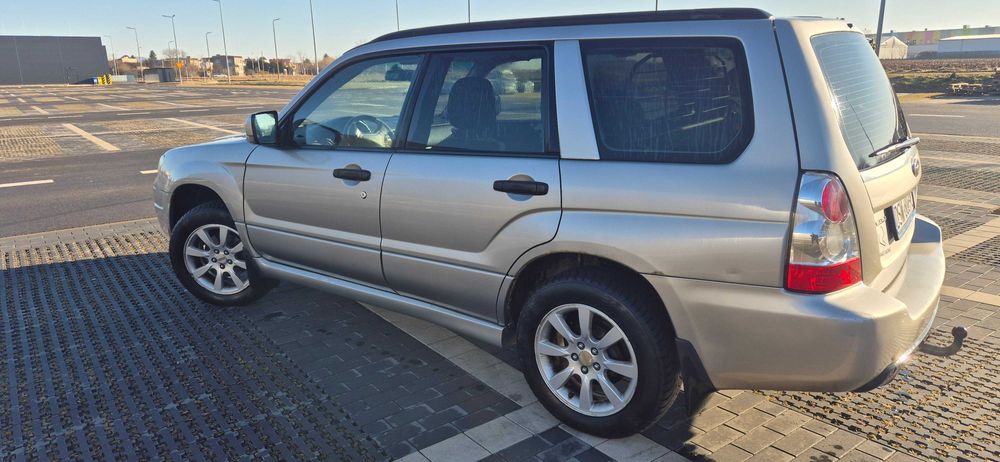 Subaru Forester 2005 benzyna + LPG 2.0