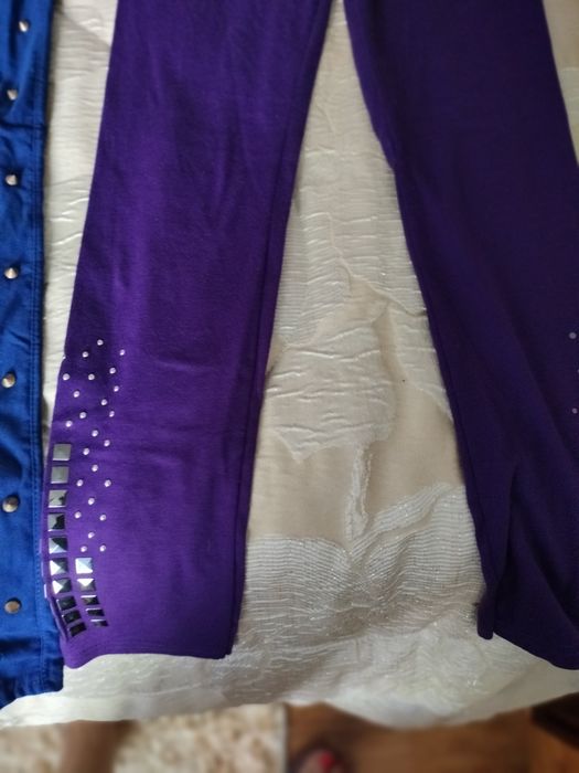 Leguins modernas , elásticas . preço acessível pra despachar