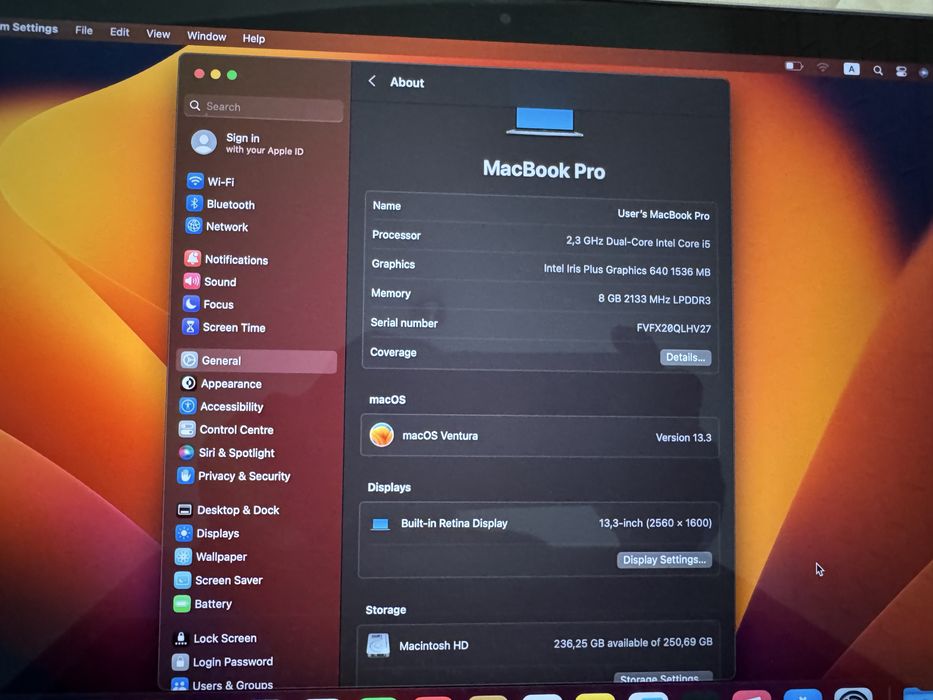 MacBook Pro 13” 2017, i5 / 8GB / 256GB