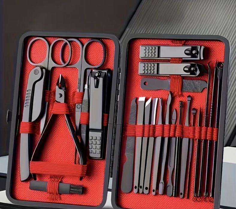 Розкішний набір манікюру та педикюру