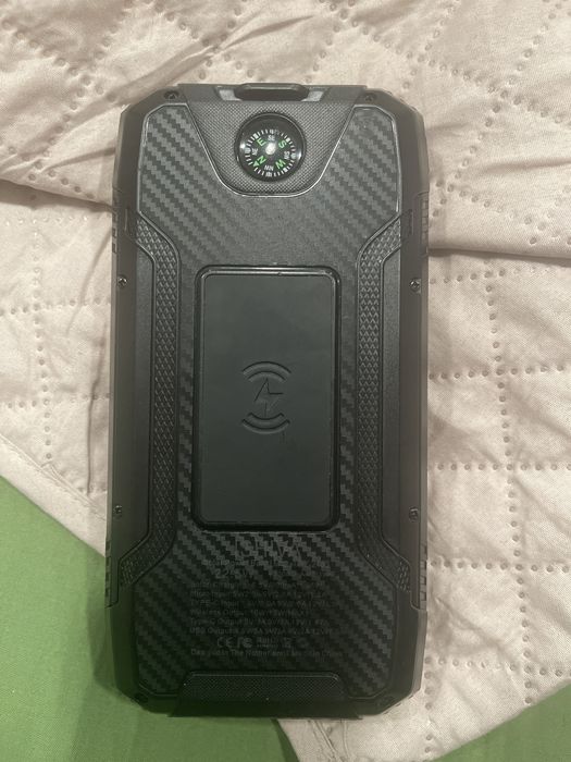 PowerBank z wbudowanym panelem PV