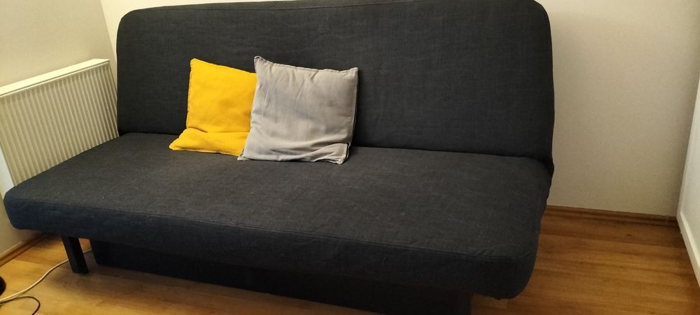 Sprzedam sofę 3 osobową rozkładaną z IKEA